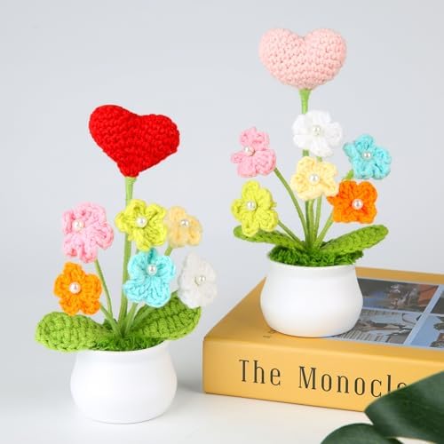 2 Pcs Heart Crochet Flowers Decor Set