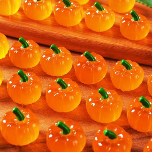 20 Pcs Glow in the Dark Resin Mini Pumpkins Decor