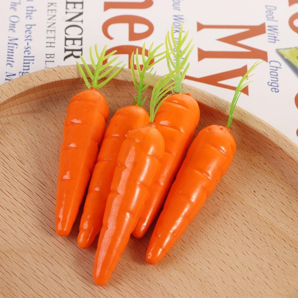 Pokinge 60pcs Artificial Carrots Mini Plastic Decorations