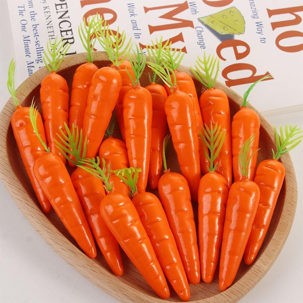 Pokinge 60pcs Artificial Carrots Mini Plastic Decorations