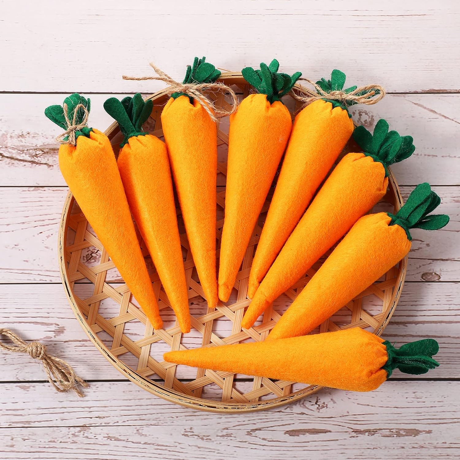 Skylety 8 Piece Easter Carrots Decor Toy