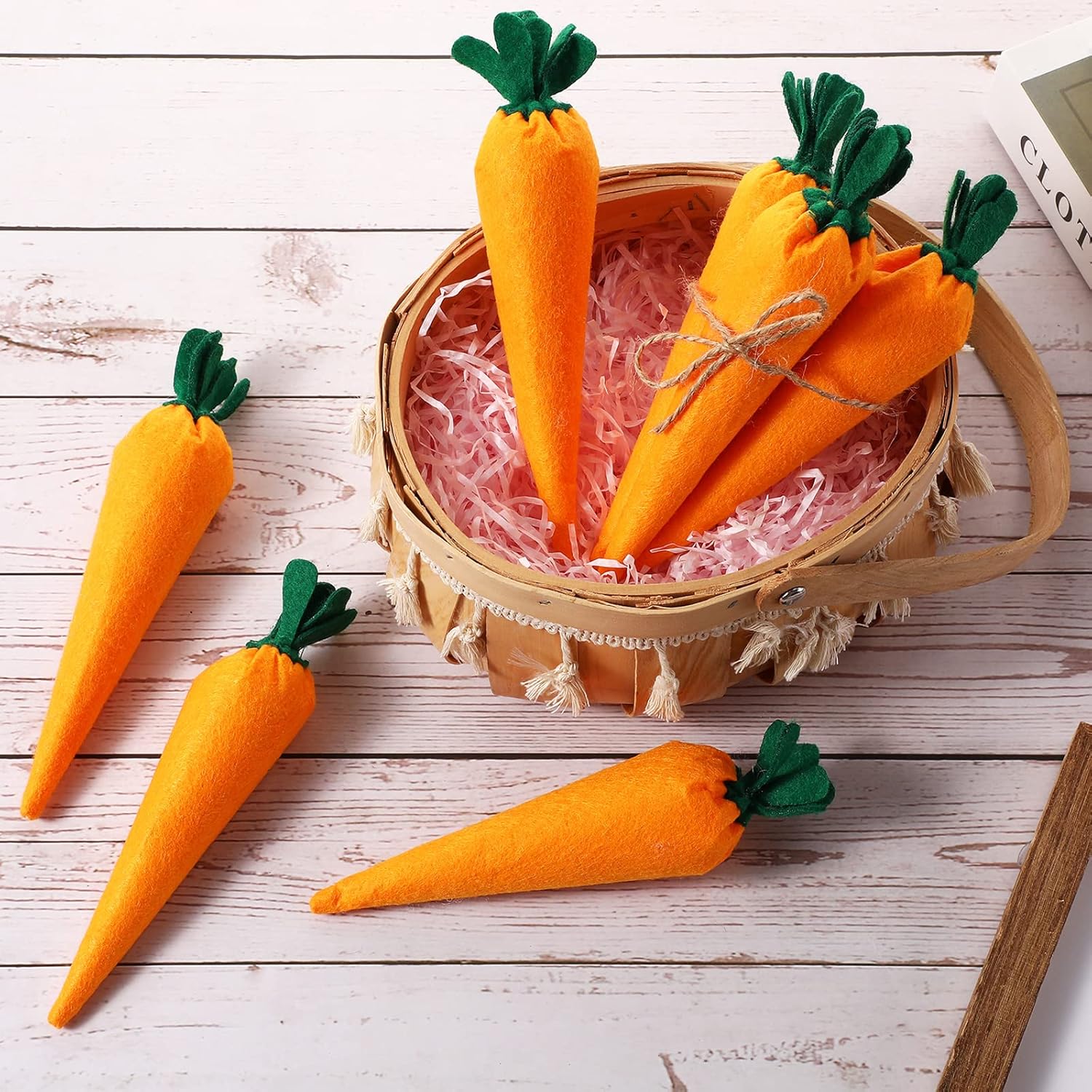 Skylety 8 Piece Easter Carrots Decor Toy